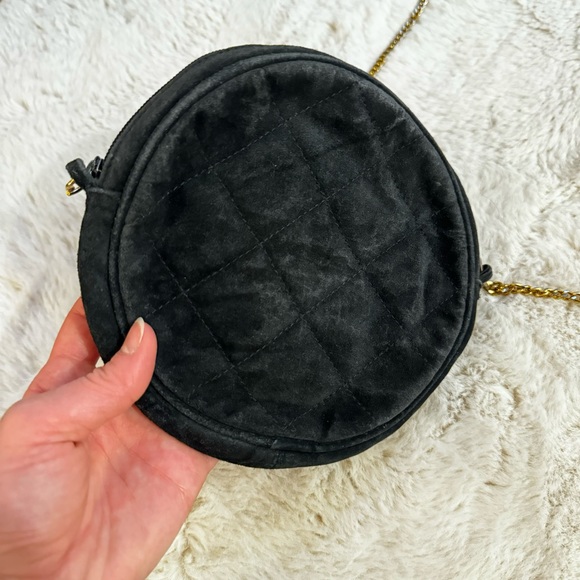 Vintage Faux Suede Bag with Gold Details - Picture 3 of 5